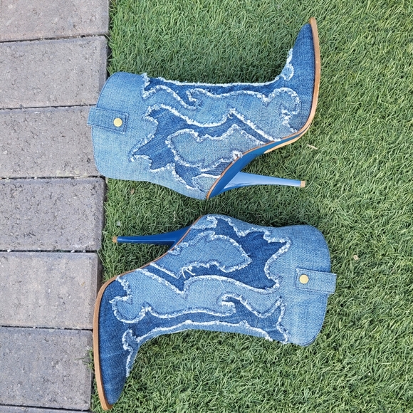 Jimmy Choo boots - Picture 11 of 13